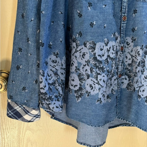 Free People Dottie Over You Chambray Button Up Floral and Plaid Blouse Size L - Picture 2 of 7